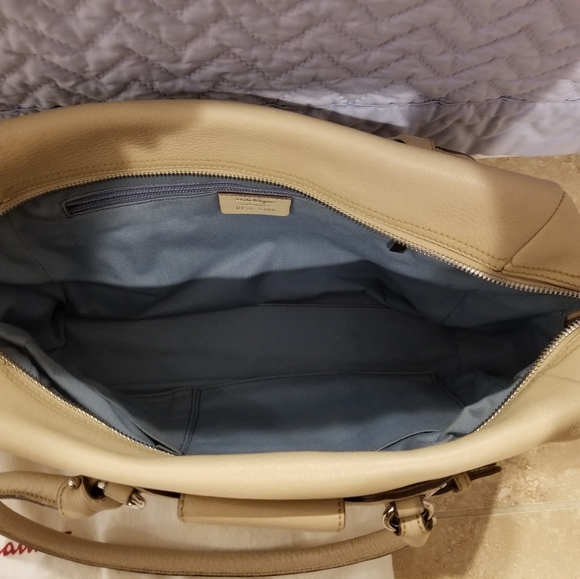 Ferragamo bag - Picture 7 of 7